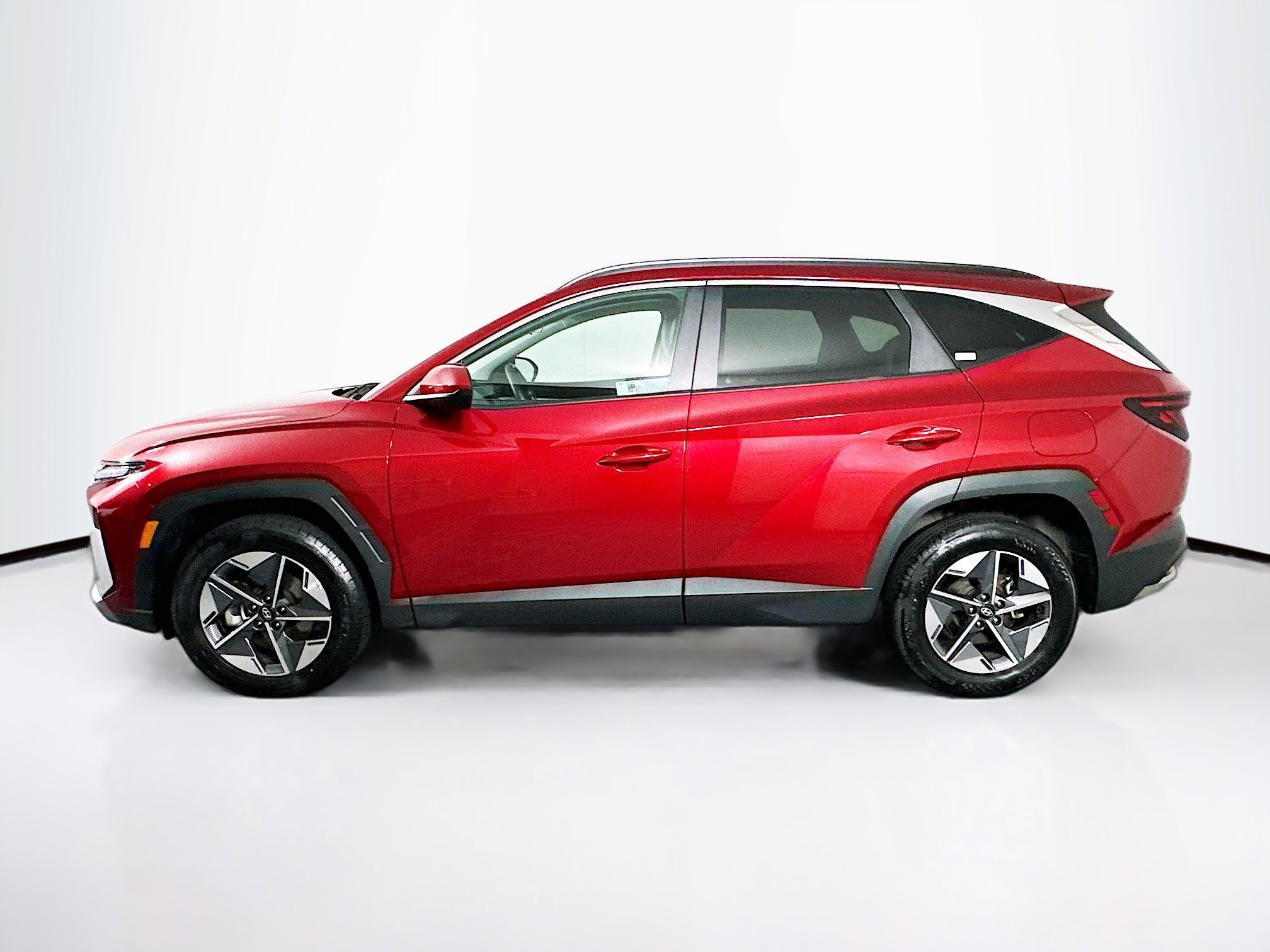 Used 2025 Hyundai Tucson SEL AWD/4WD image 4