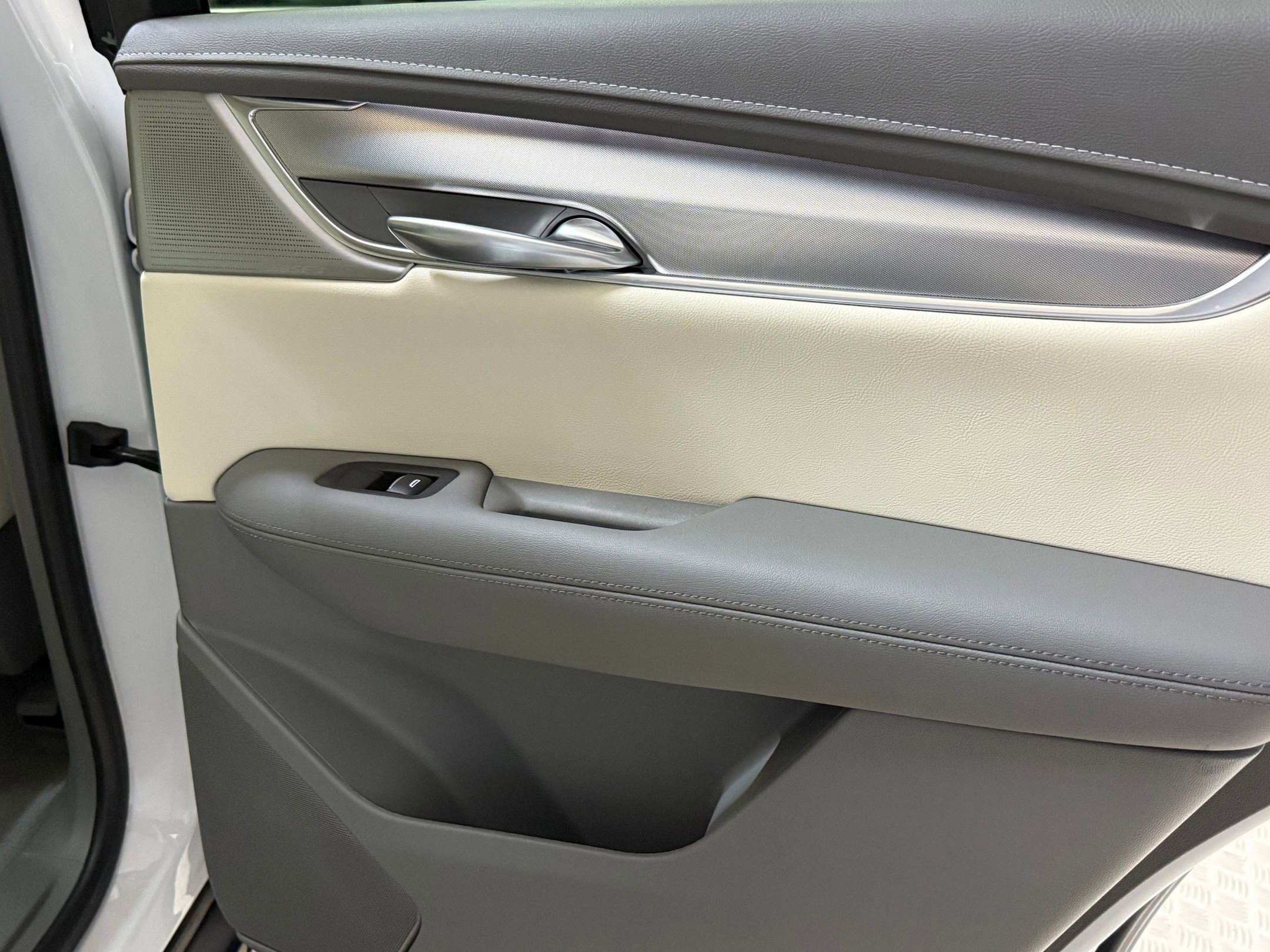 Certified 2023 Cadillac XT5 Premium Luxury image 46