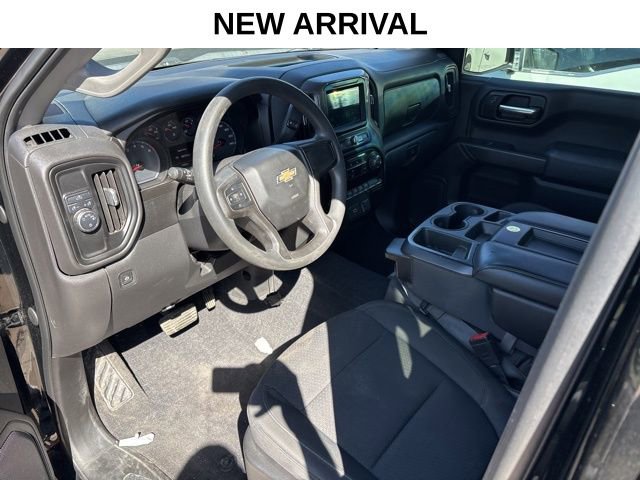 Used 2020 Chevrolet Silverado 1500 Custom w/ Custom Value Package image 10