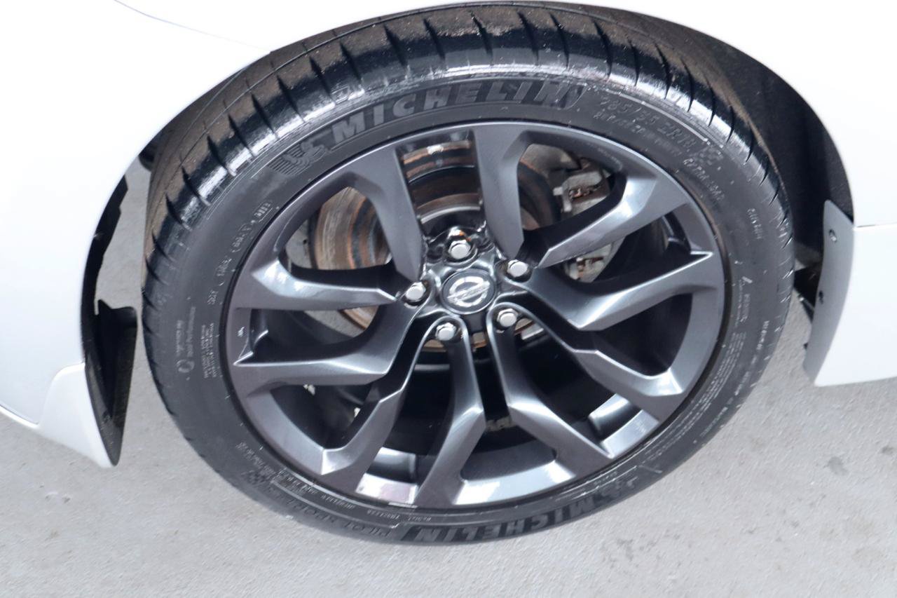 Used 2019 Nissan 370Z Coupe RWD image 30