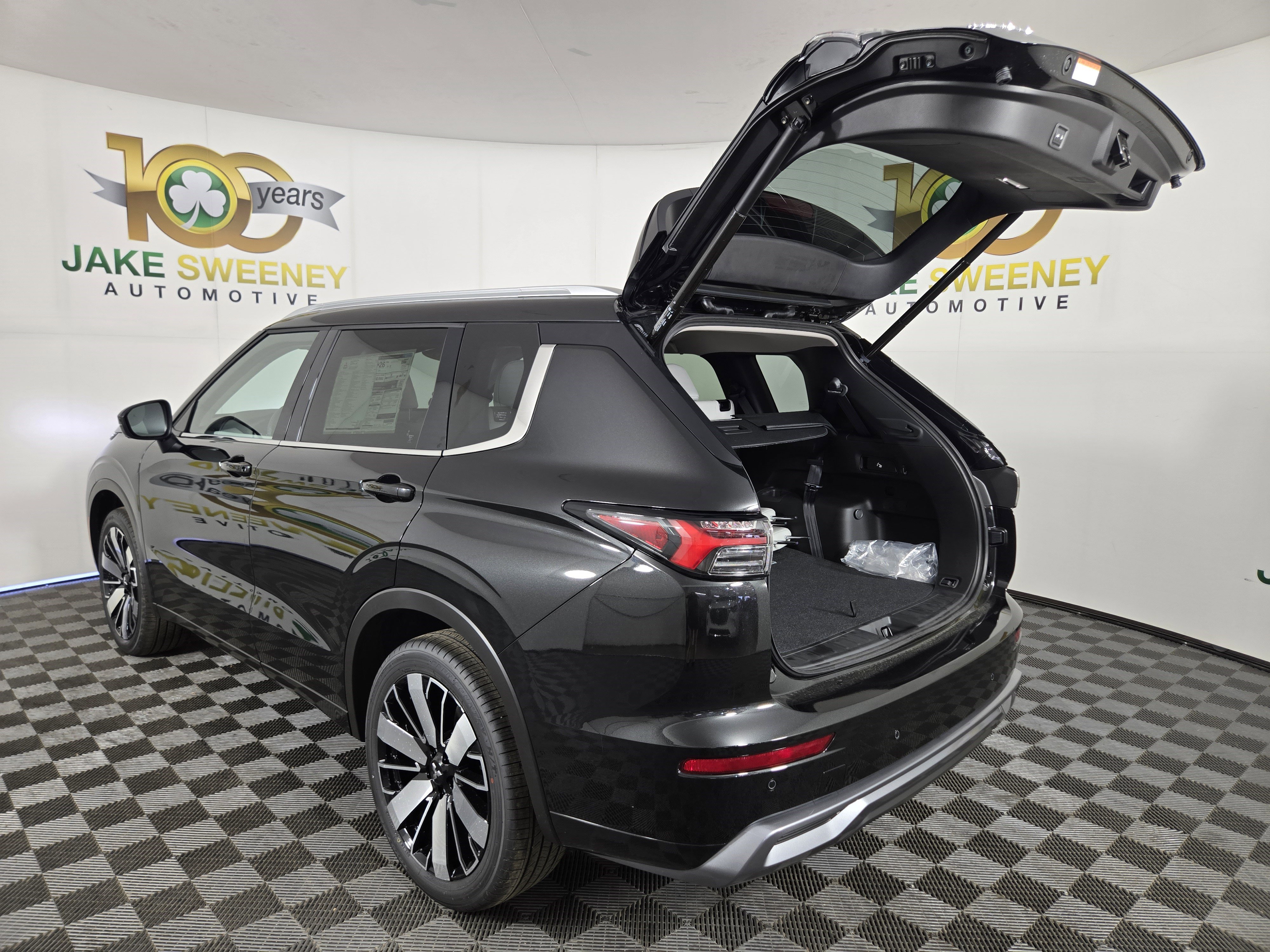 New 2025 Mitsubishi Outlander SEL image 33