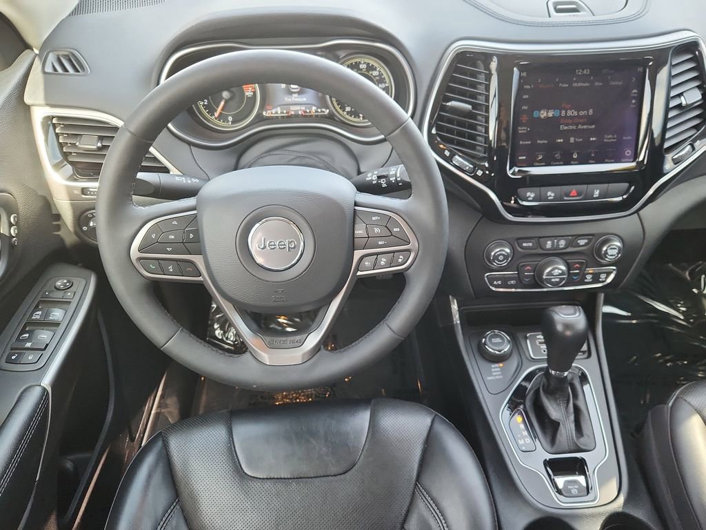 Used 2022 Jeep Cherokee Limited w/ Elite Package image 11