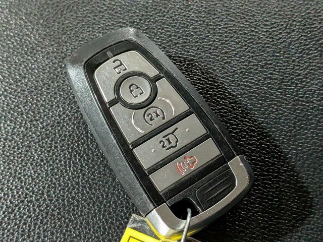 Used 2024 Ford Expedition XLT RWD image 31