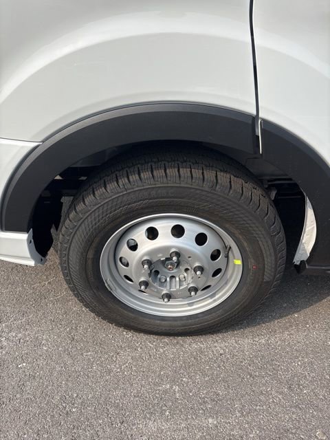 New 2025 Ford Transit 350 XLT image 18