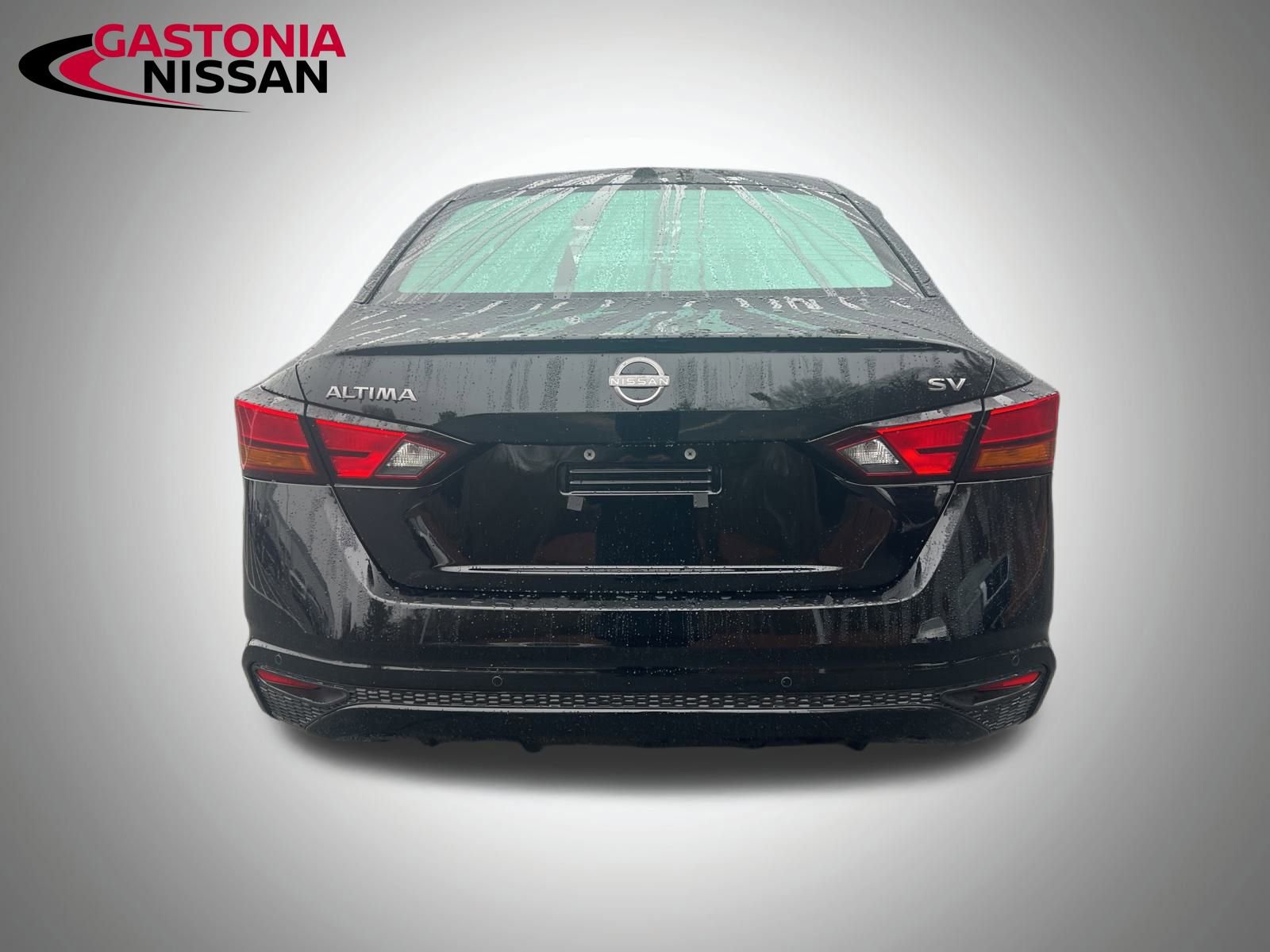 Used 2024 Nissan Altima 2.5 SV image 14