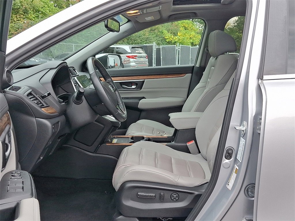 Used 2022 Honda CR-V Touring image 14