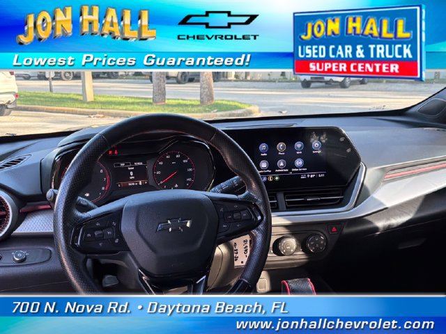 Used 2025 Chevrolet Trax RS w/ Driver Confidence Package FWD image 16