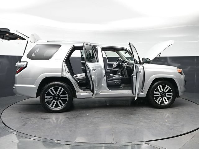Used 2016 Toyota 4Runner Limited RWD image 34
