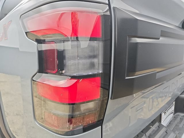 Used 2025 Nissan Frontier Pro-X RWD image 35