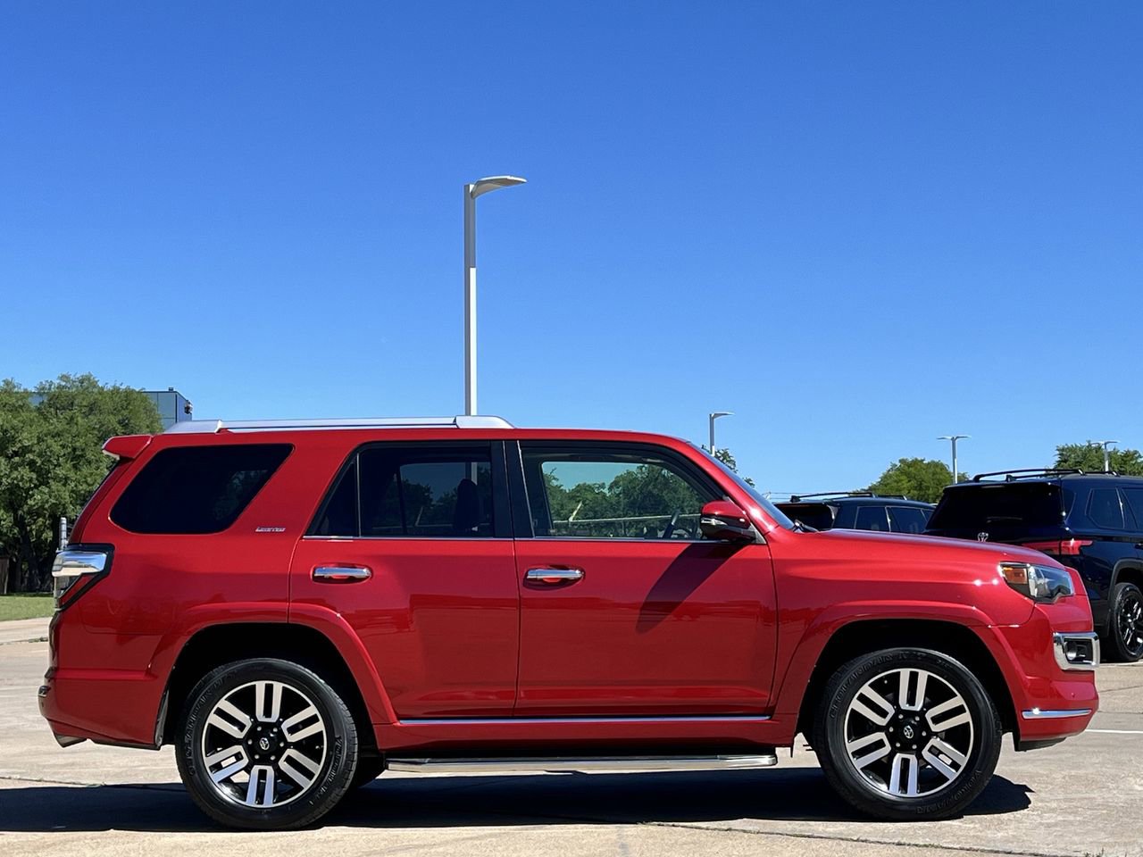 Used 2020 Toyota 4Runner Limited image 3