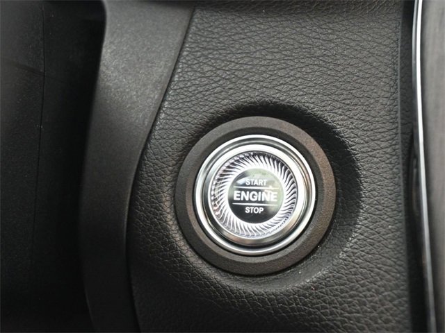 Used 2020 Mercedes-Benz C 300 Sedan image 7