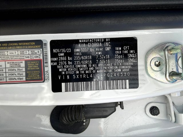 Used 2023 Kia Sorento S FWD image 21