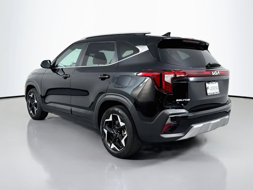 Used 2024 Kia Seltos EX AWD/4WD image 7