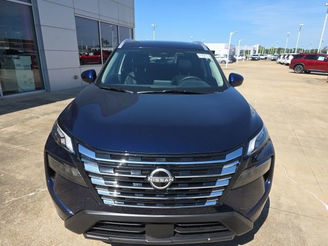 Used 2025 Nissan Rogue SV w/ SV Premium Package FWD image 7