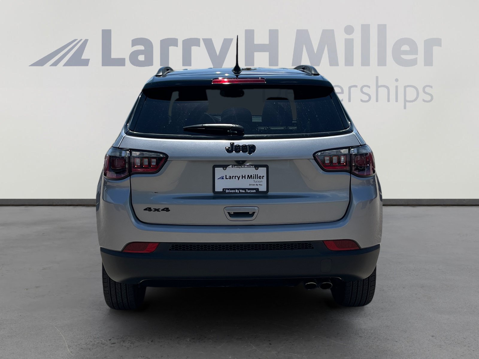 Certified 2022 Jeep Compass Latitude AWD/4WD image 4
