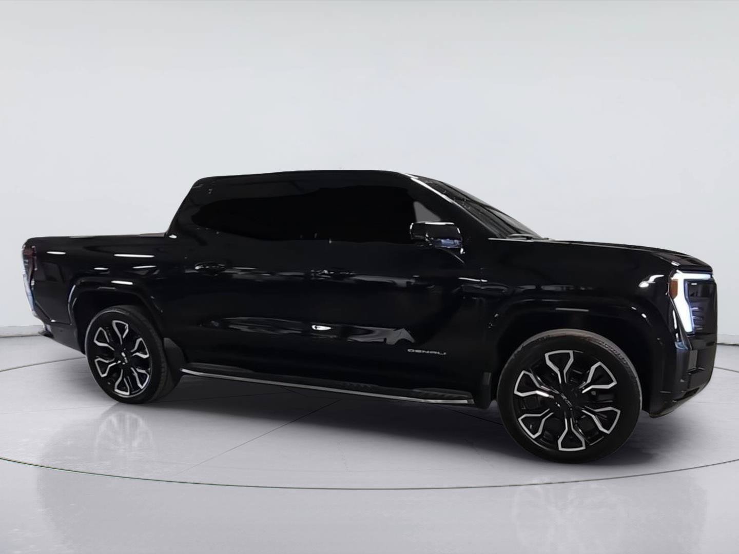 Used 2025 GMC Sierra EV Denali AWD/4WD image 2