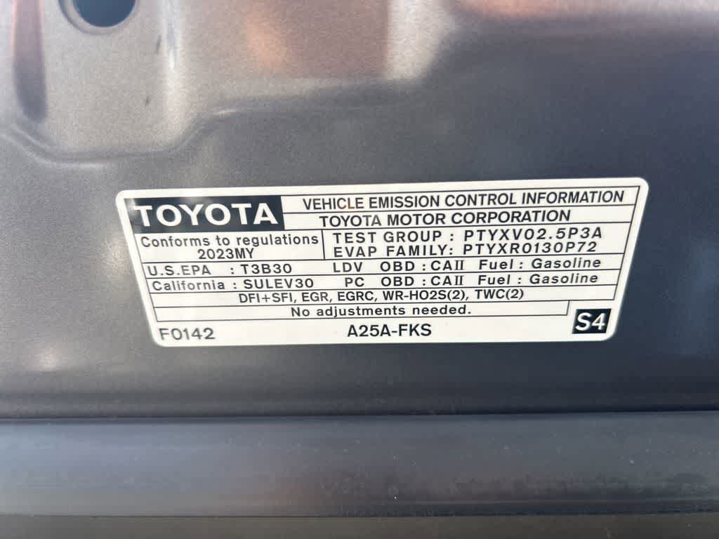 Used 2023 Toyota Camry SE FWD image 8