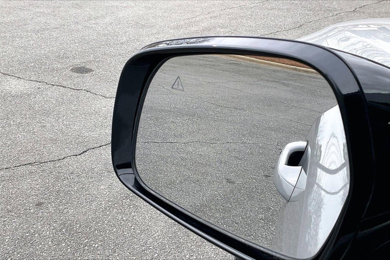 Used 2023 Kia Sorento SX image 31