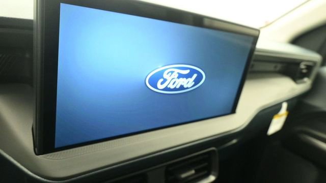 New 2026 Ford Maverick XL AWD/4WD image 16