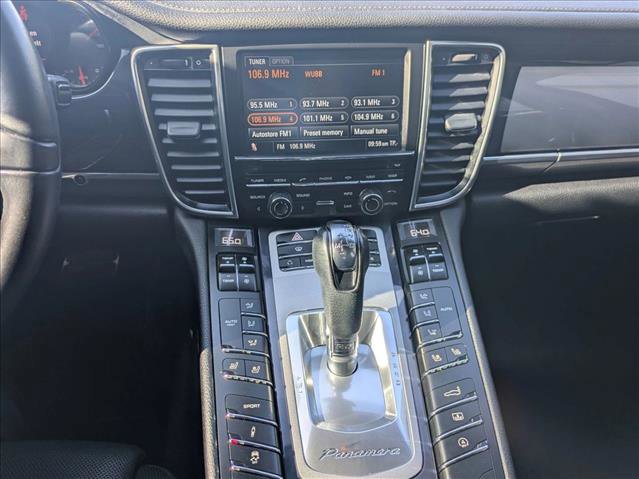 Used 2013 Porsche Panamera image 15