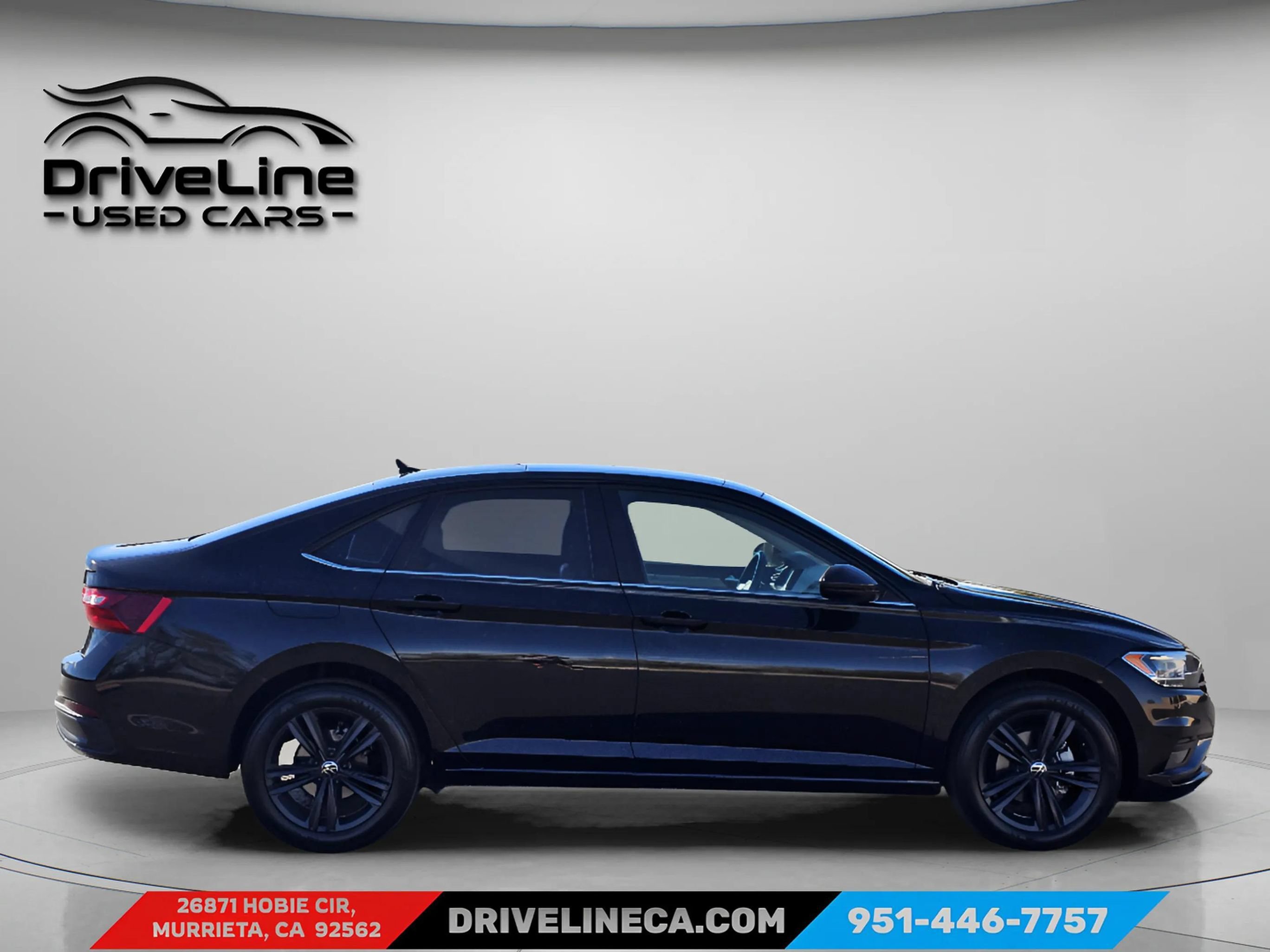 Used 2022 Volkswagen Jetta SE w/ Panoramic Sunroof Package FWD image 11