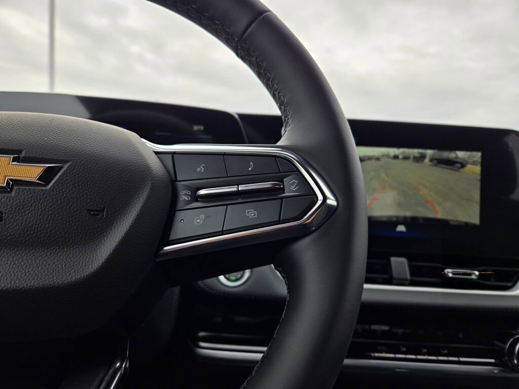 New 2026 Chevrolet Equinox LT w/ LPO, Floor Liner Package image 25