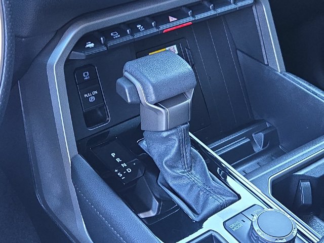 Used 2024 Toyota Tundra Limited AWD/4WD image 10