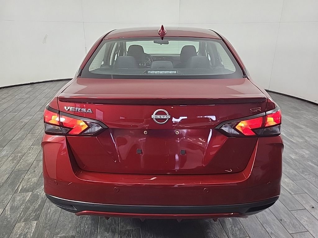 Used 2024 Nissan Versa SR image 5