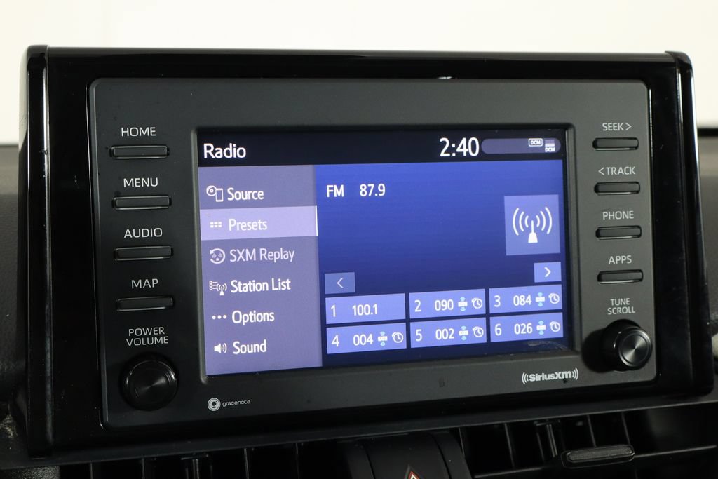Used 2021 Toyota RAV4 XLE w/ Convenience Package FWD image 30