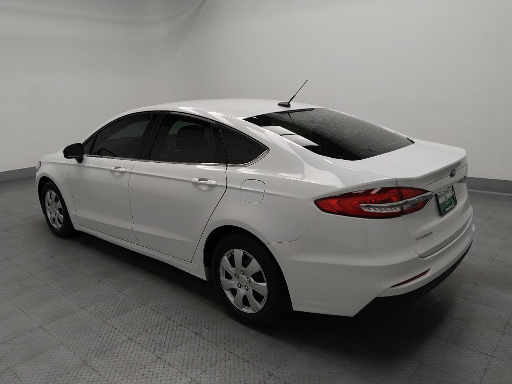 Used 2019 Ford Fusion S FWD image 3