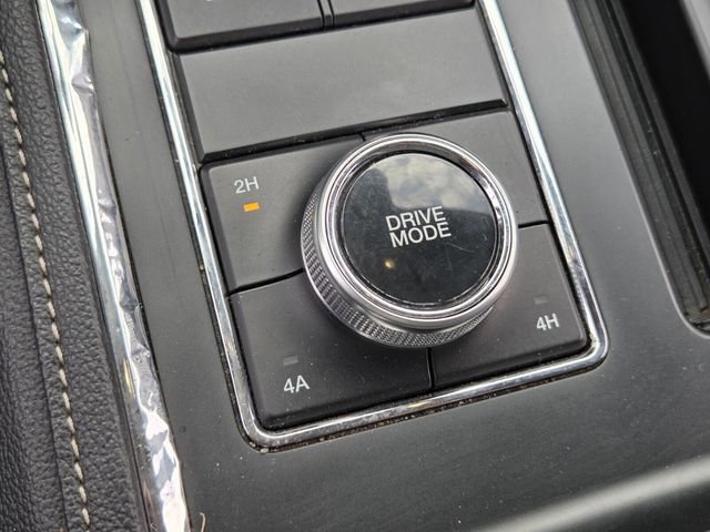 Used 2024 Ford Expedition Max XLT image 26