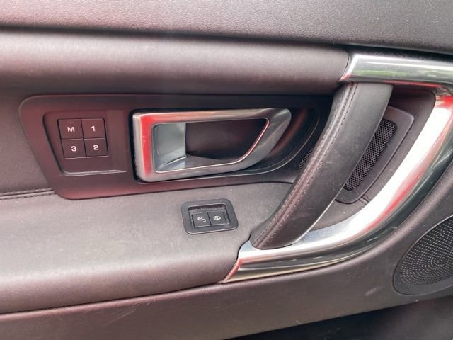 Used 2017 Land Rover Discovery Sport HSE image 7