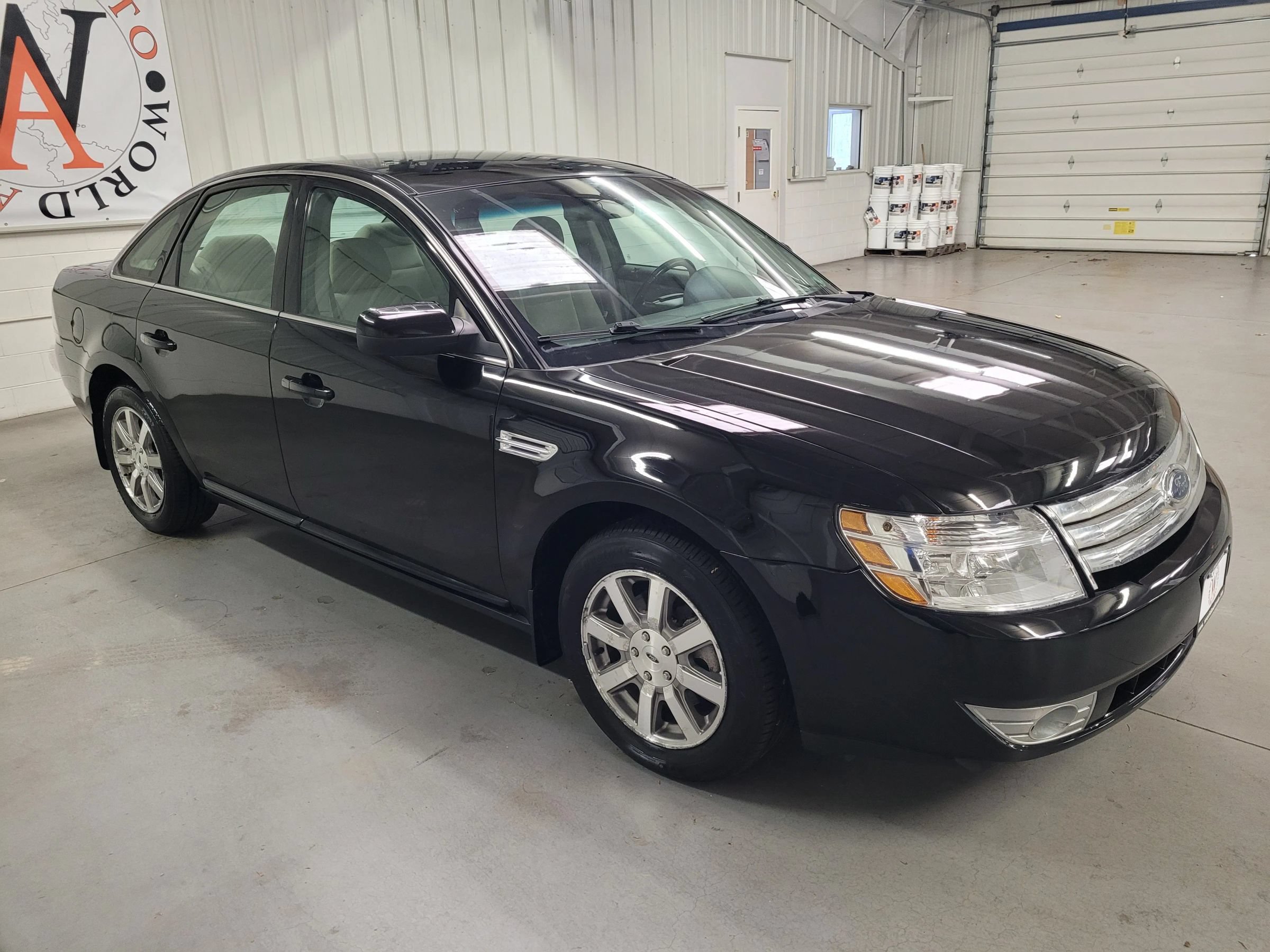 Used 2008 Ford Taurus SEL AWD/4WD image 10