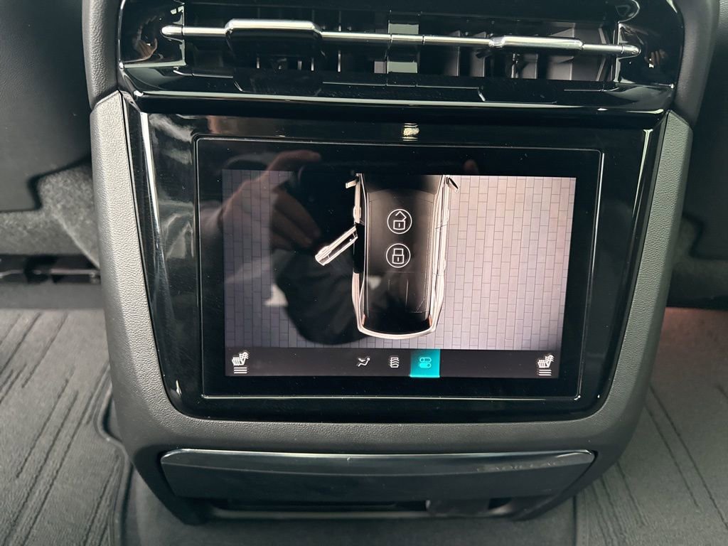Used 2025 Cadillac Escalade IQ Luxury 2 w/ LPO, Premium Carpet Package AWD/4WD image 14
