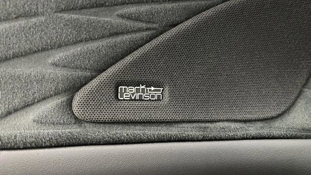 Used 2025 Lexus RX 500h F Sport AWD/4WD image 41