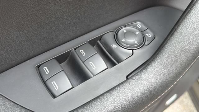 Certified 2022 Chevrolet Blazer Premier w/ Enhanced Convenience Package AWD/4WD image 27