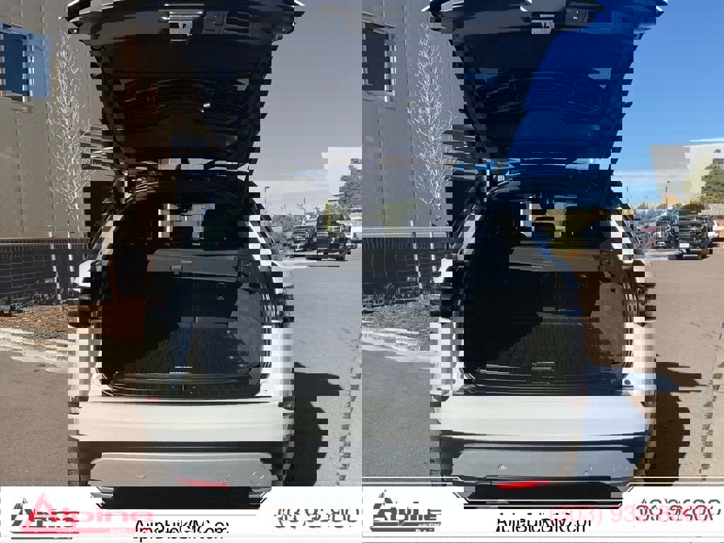 Used 2026 Land Rover Range Rover Velar S image 20