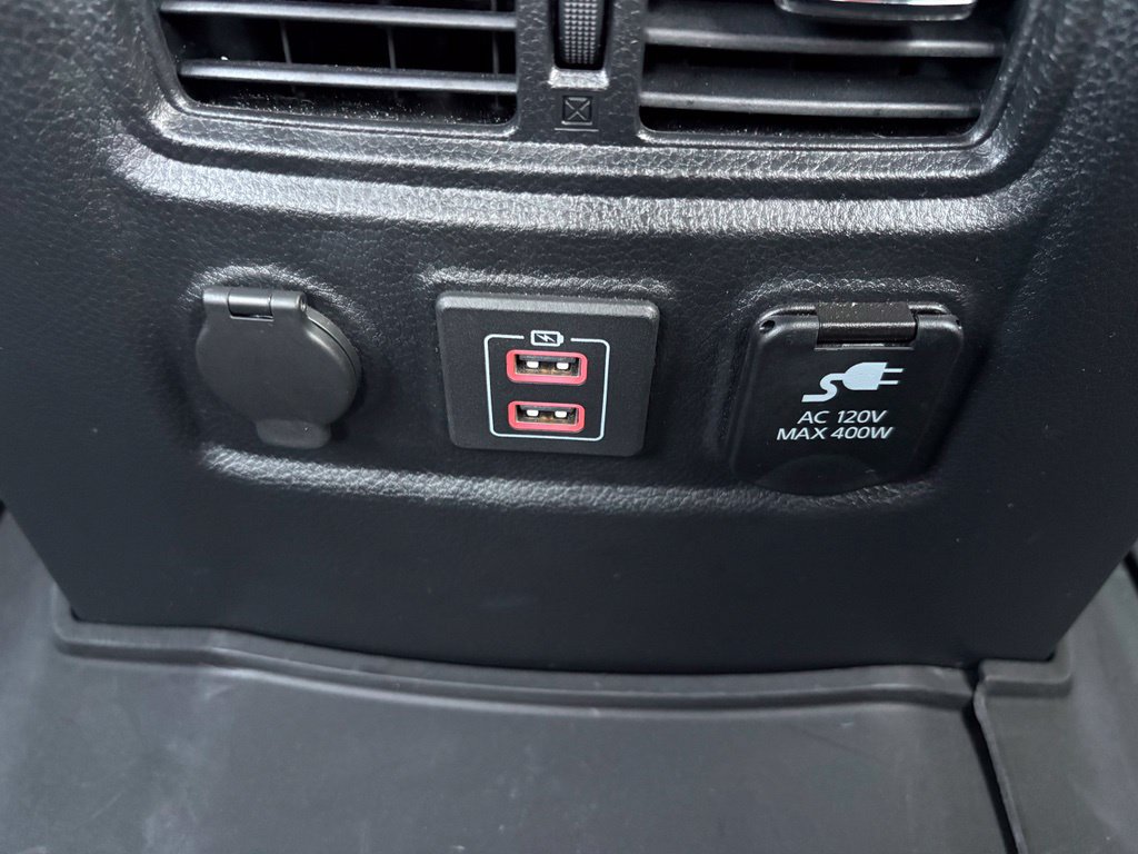 Used 2024 Nissan Titan PRO-4X w/ Pro-4x Utility Package AWD/4WD image 21
