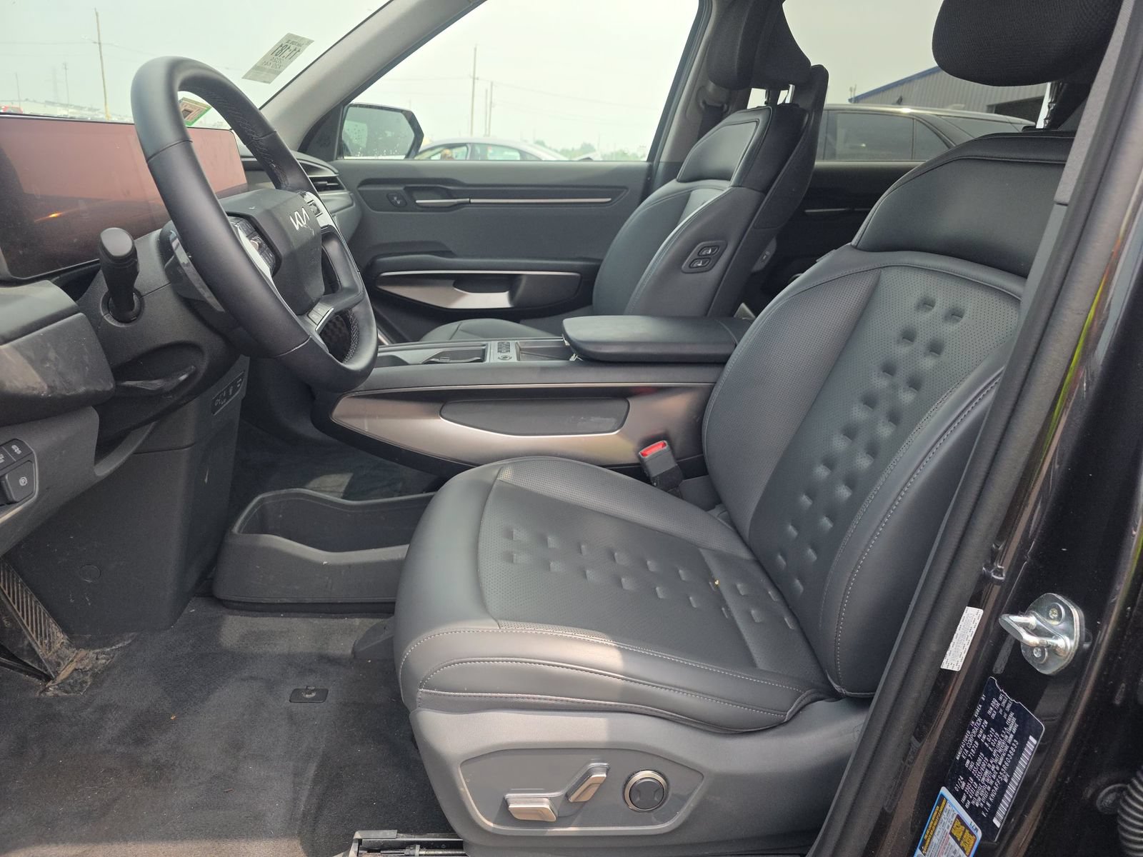 Used 2024 Kia EV9 Wind AWD/4WD image 7