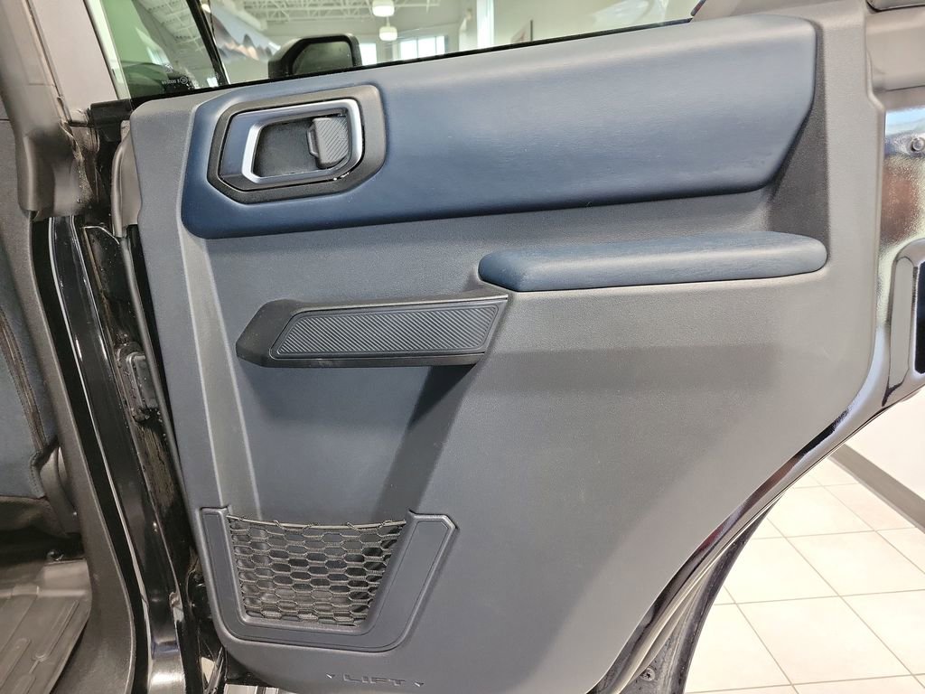 Used 2025 Ford Bronco Heritage Edition AWD/4WD image 18