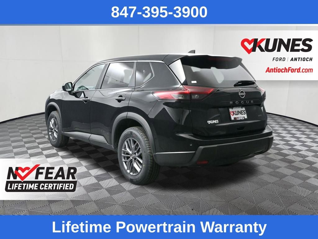 Used 2024 Nissan Rogue S image 7