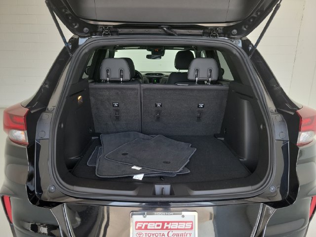 Used 2023 Chevrolet TrailBlazer RS FWD image 10