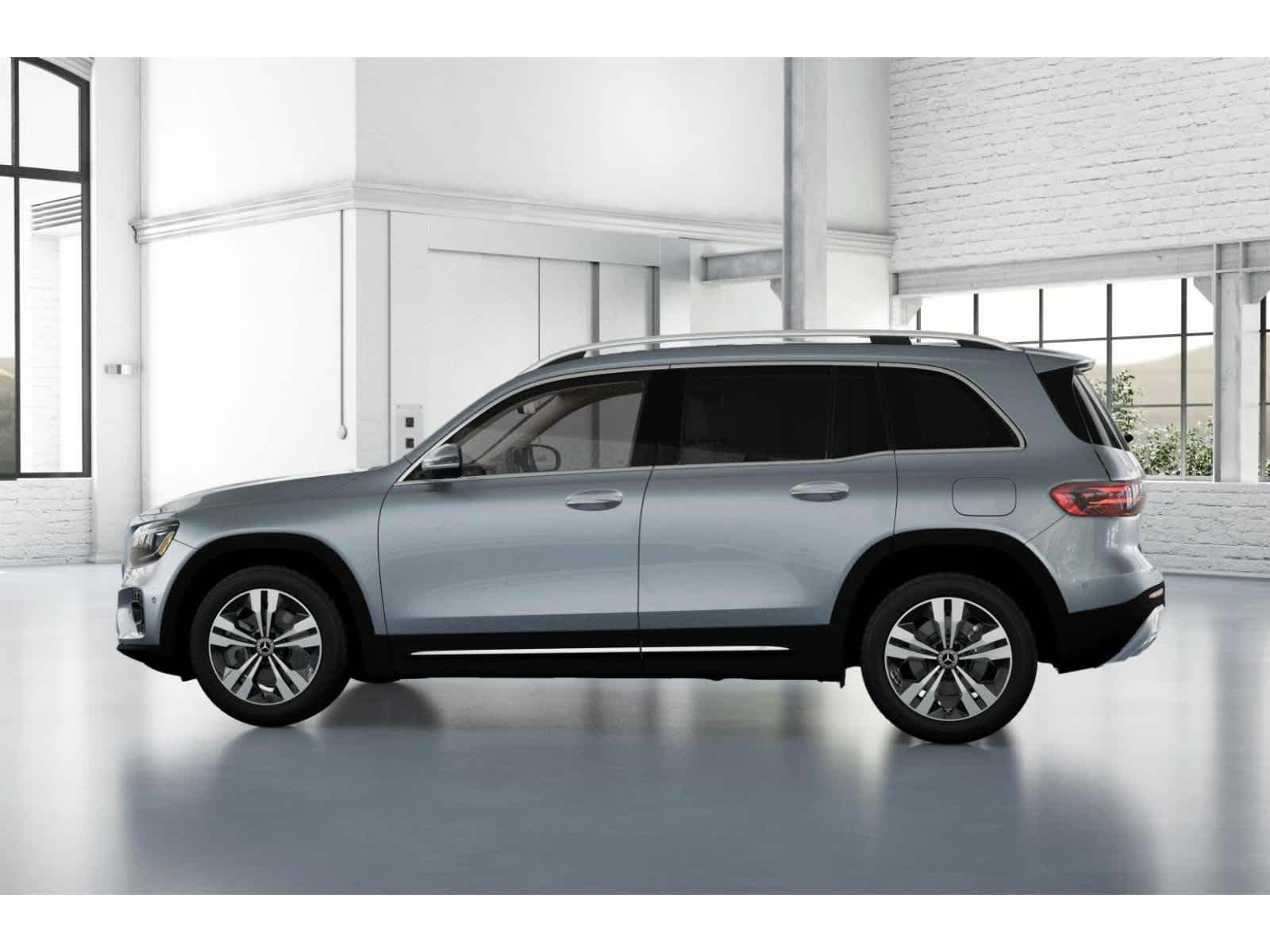 Used 2026 Mercedes-Benz GLB 250 image 32