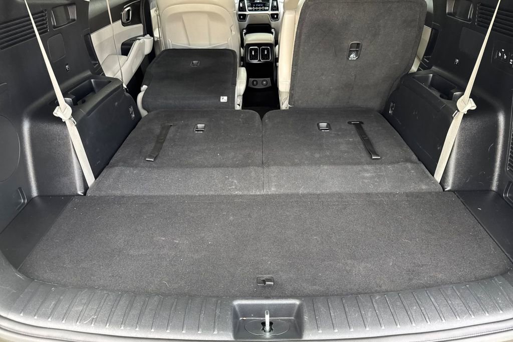 Certified 2023 Kia Sorento EX AWD/4WD image 17