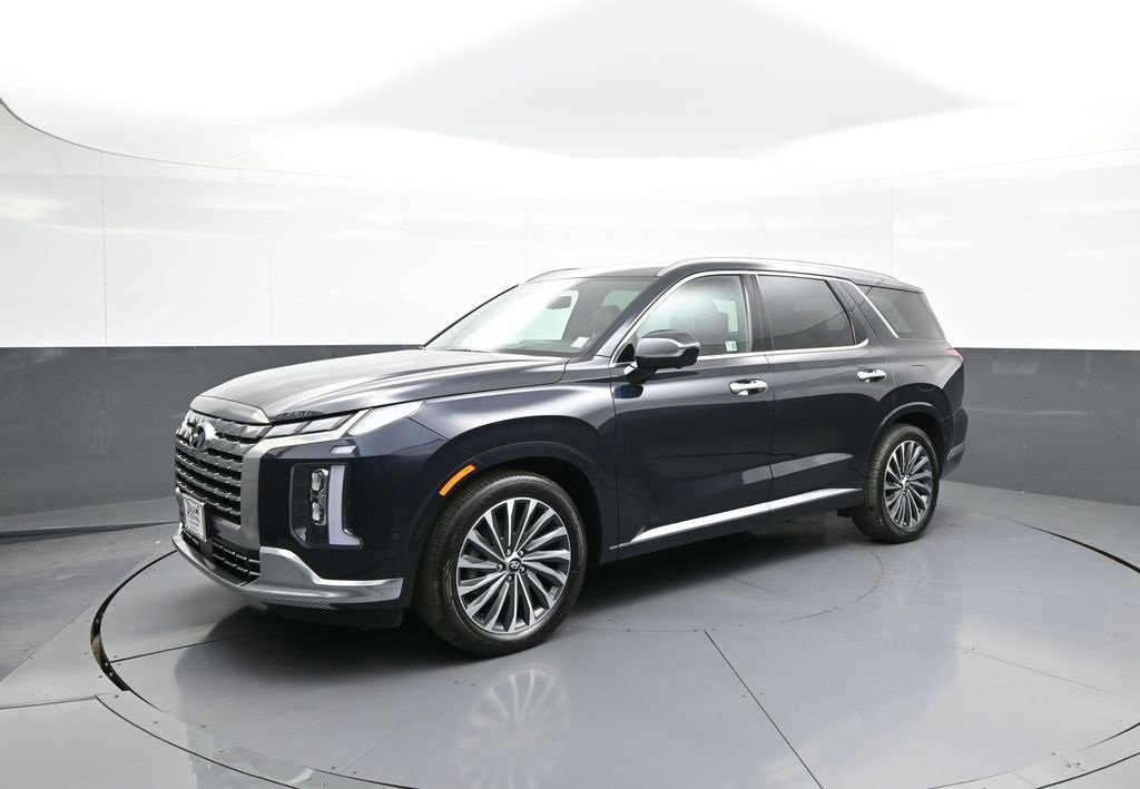 Used 2024 Hyundai Palisade Calligraphy image 10