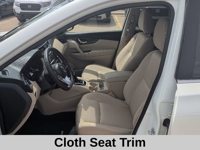 Used 2020 Nissan Rogue SV FWD image 12