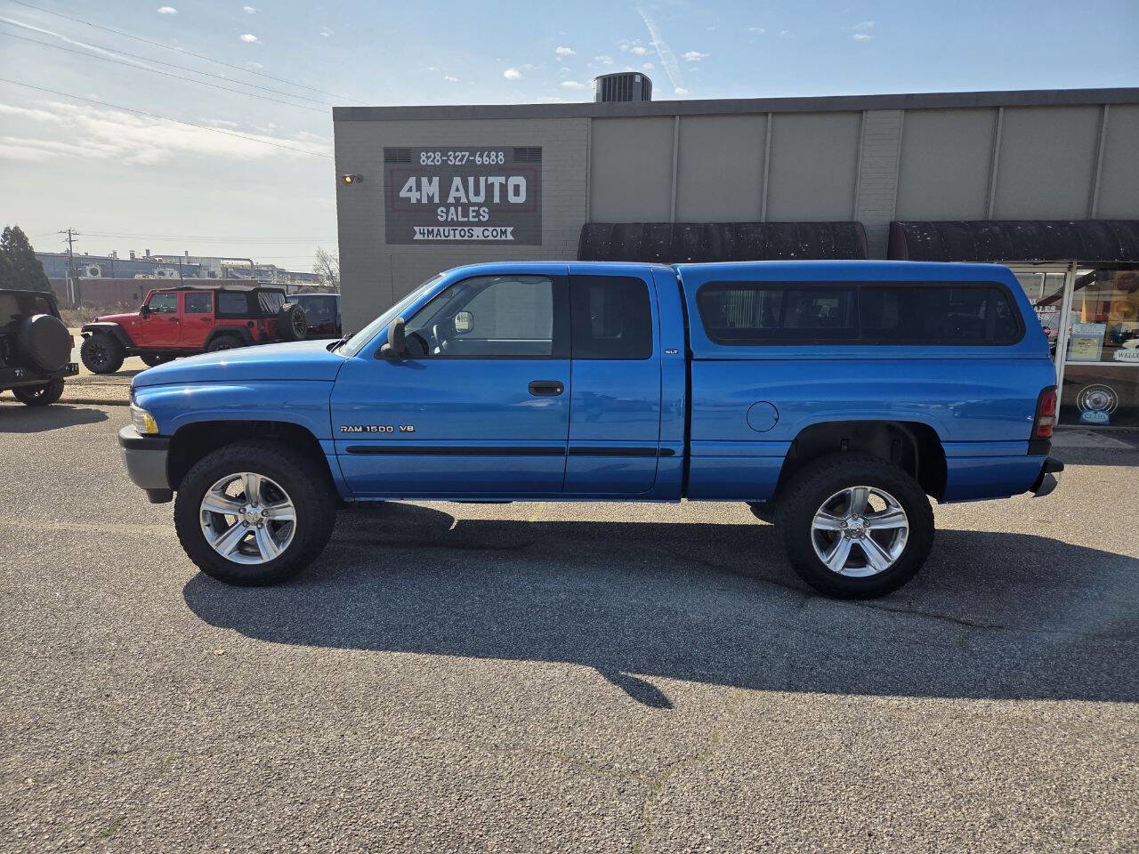 Used 2000 Dodge Ram 1500 Truck SLT image 1