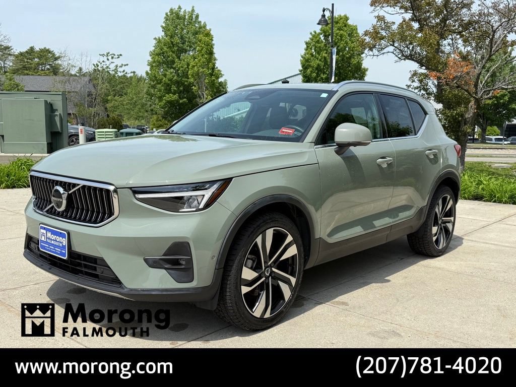 Used 2023 Volvo XC40 B5 Plus w/ Driver Assist Package AWD/4WD video 2