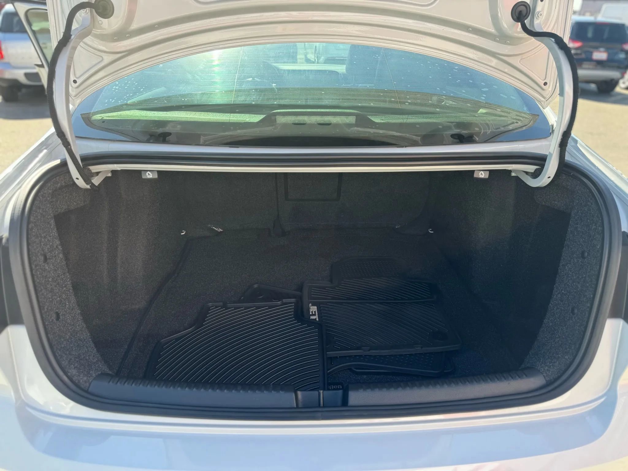 Used 2018 Volkswagen Jetta SE image 20