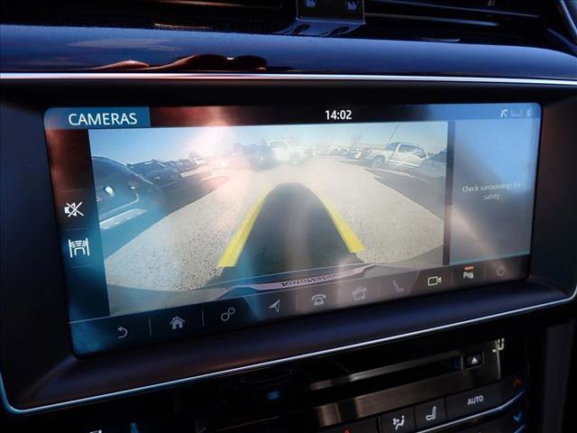 Used 2019 Jaguar F-PACE Prestige image 23